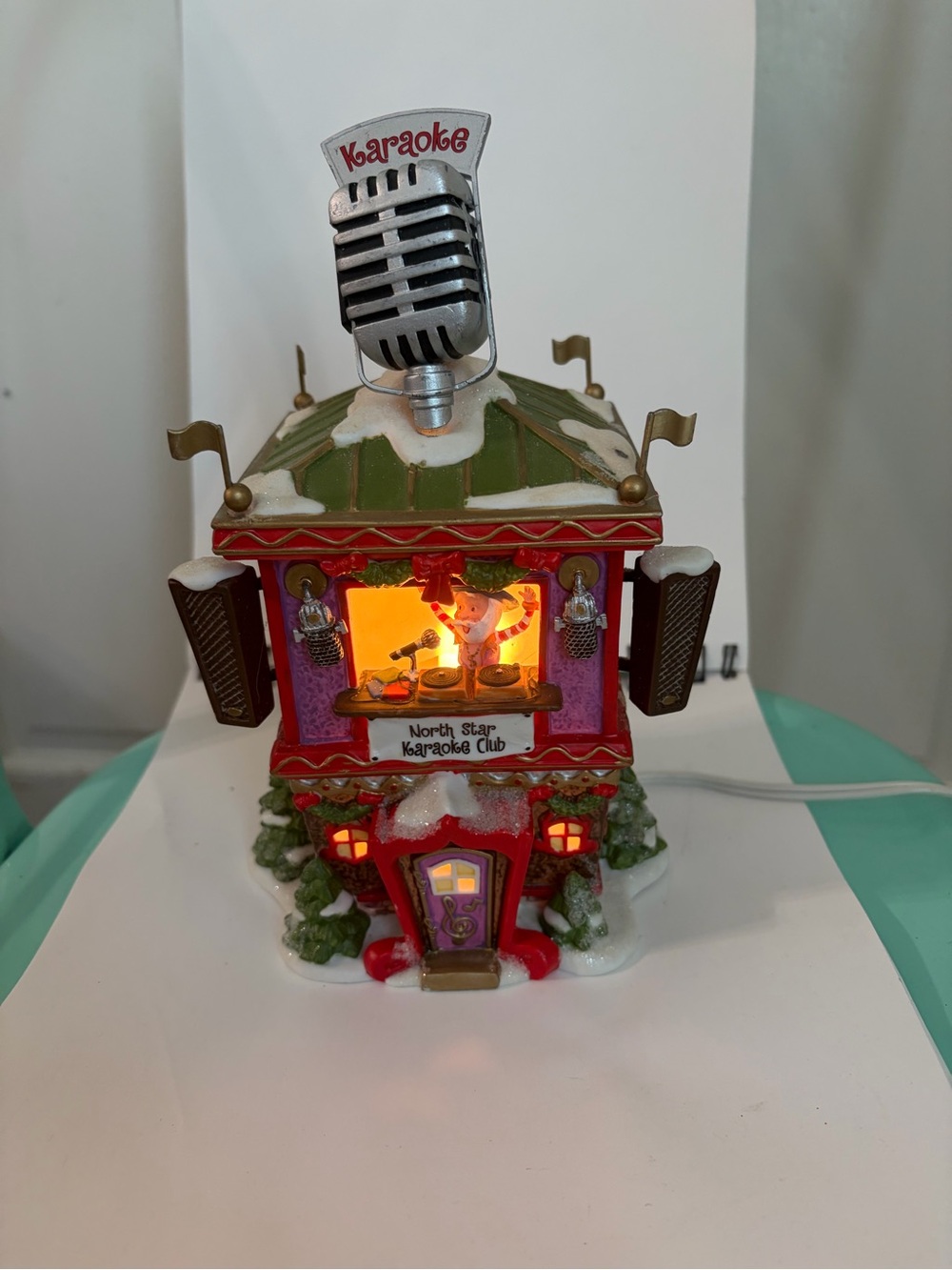 Department 56 North Pole North Star Karaoke Club With Lights